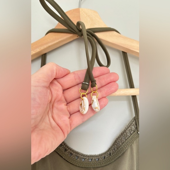 Aerie‎ Size Medium Swimsuit One Piece Crochet Top Halter Open Sides Olive Green - Picture 10 of 13